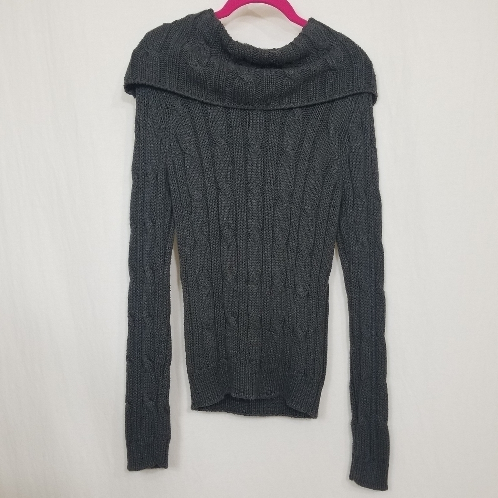 Daisy Fuentes Cable knit sweater